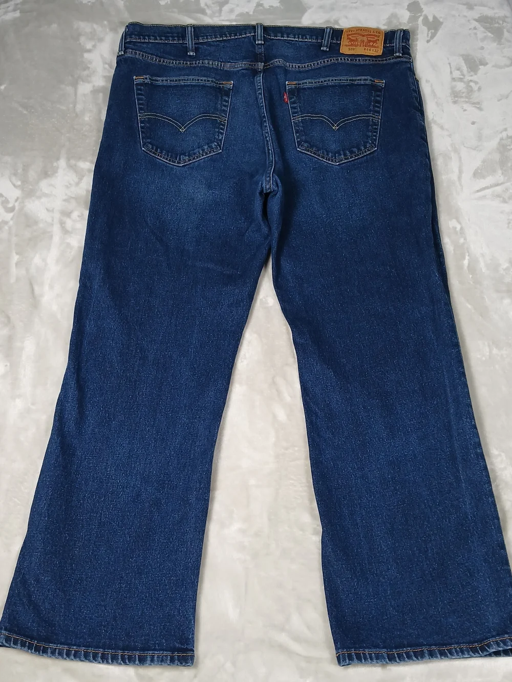 Levi's 44x32 Jeans Men's Relaxed Fit Straight Leg Dark Wash Blue Denim